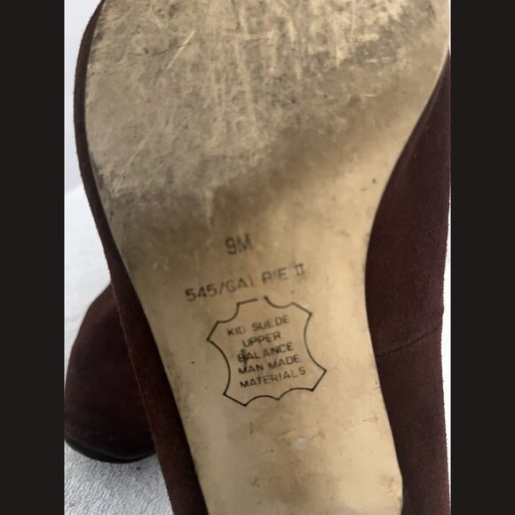 Man Made Kitten Heels SUEDE Brown Size 9 - Picture 2 of 5